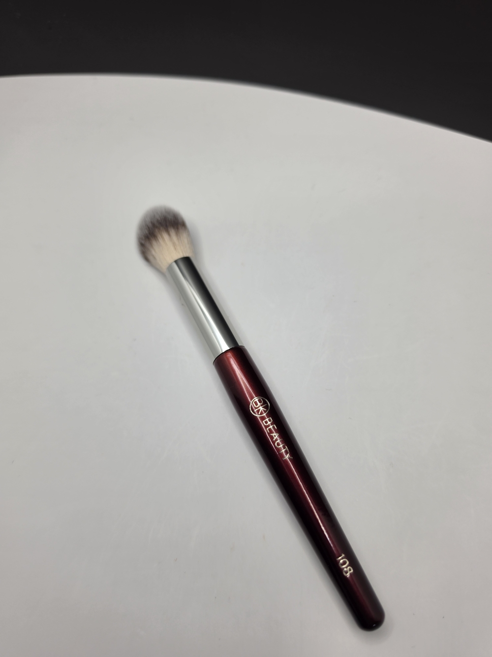 BK BEAUTY 108 PRECISION POWDER BRUSH